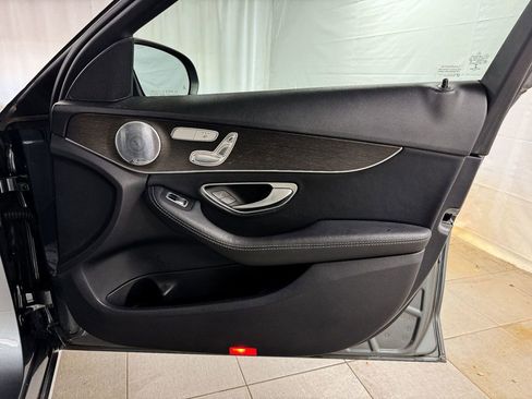 Used 2019 Mercedes-Benz C 300 4MATIC Sedan image 18