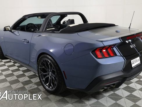Used 2024 Ford Mustang GT Premium image 7