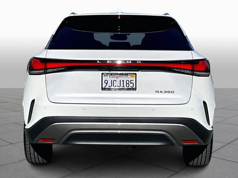 Used 2024 Lexus RX 350 FWD w/ Technology Package image 4