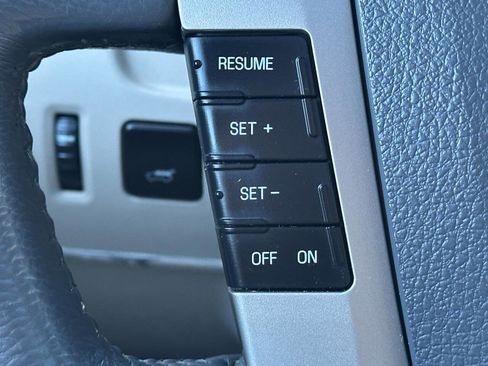 Used 2009 Ford Flex SEL image 50