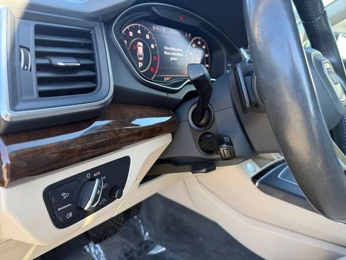 Used 2018 Audi Q5 2.0T Premium Plus w/ Premium Plus Package image 16