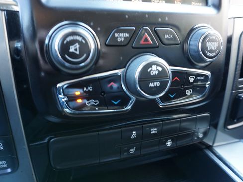 Used 2015 RAM 1500 Sport w/ Remote Start & Security Group AWD/4WD image 40