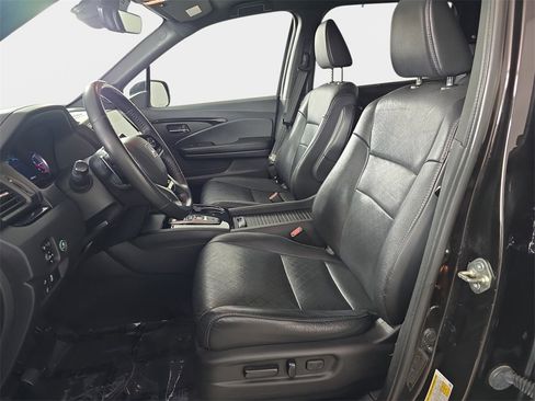 Used 2019 Honda Passport Touring image 18