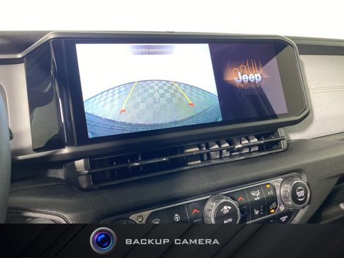 Used 2025 Jeep Wrangler Unlimited Sport S 4xe AWD/4WD image 4