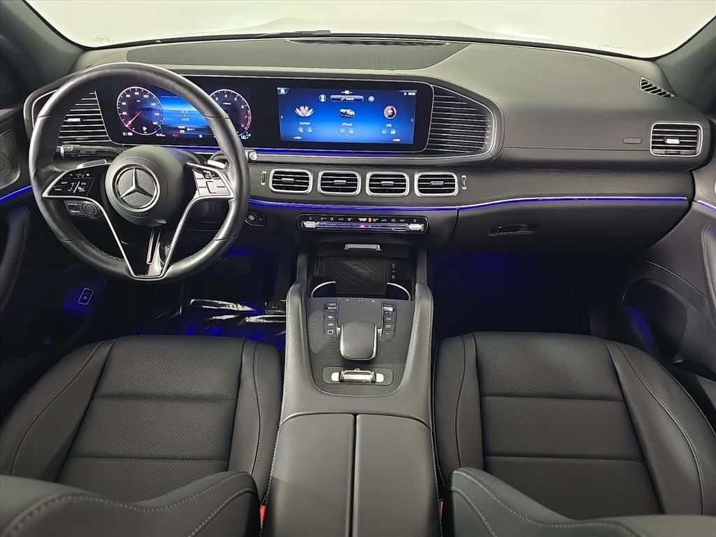 Used 2025 Mercedes-Benz GLS 450 4MATIC image 30