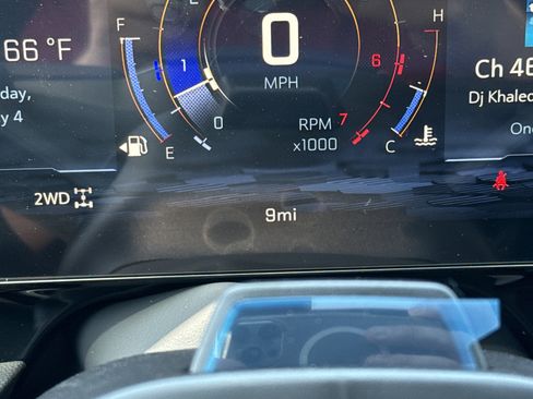 New 2026 Chevrolet Suburban High Country AWD/4WD image 21