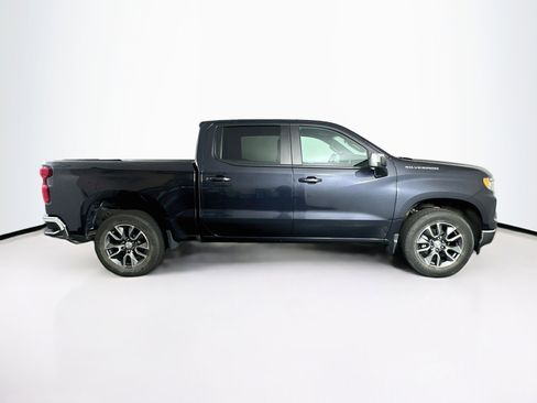 Used 2023 Chevrolet Silverado 1500 LT AWD/4WD image 10