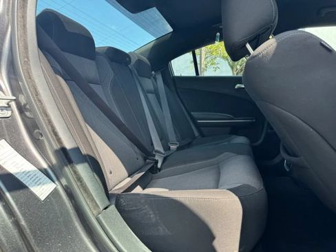 Used 2022 Dodge Charger SXT RWD image 22
