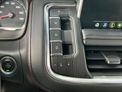 Used 2021 Chevrolet Tahoe RST AWD/4WD image 16