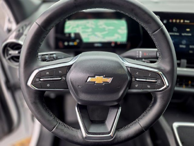 Used 2026 Chevrolet Equinox LT FWD image 26