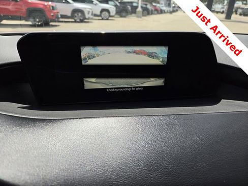 Used 2024 MAZDA MAZDA3 s FWD image 8