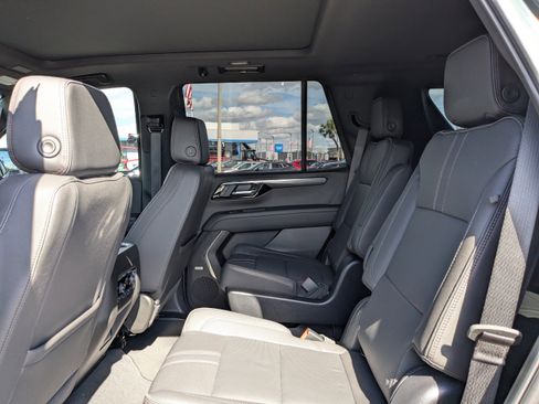 Used 2025 Chevrolet Tahoe RST w/ Comfort Package image 14