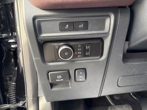 Used 2023 Ford Expedition Max Limited image 24