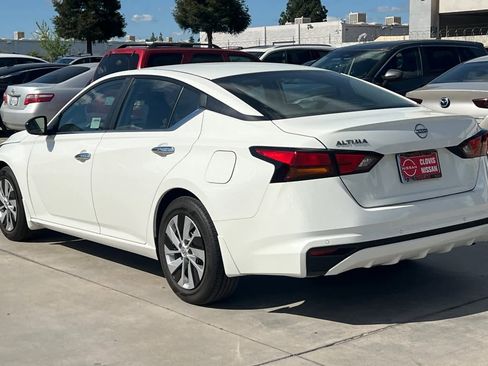 Used 2024 Nissan Altima 2.5 S image 7