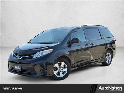 Used 2020 Toyota Sienna LE