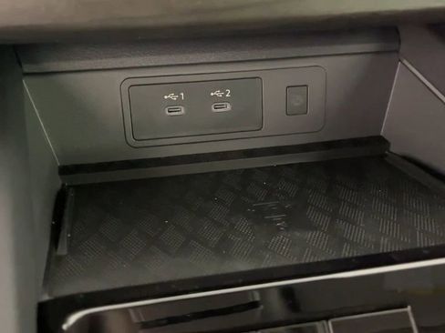 New 2025 Nissan Murano SV image 17