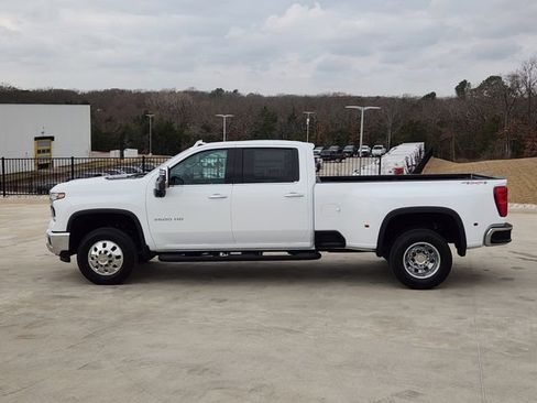 New 2026 Chevrolet Silverado 3500 LTZ w/ LTZ Plus Package AWD/4WD image 4
