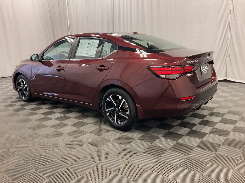 Used 2025 Nissan Sentra SV w/ All-Weather Package FWD image 8