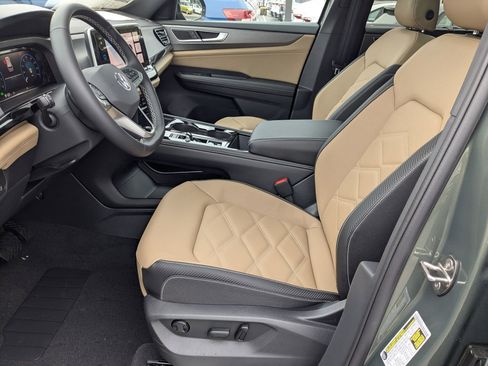 New 2026 Volkswagen Atlas Cross Sport SE image 14