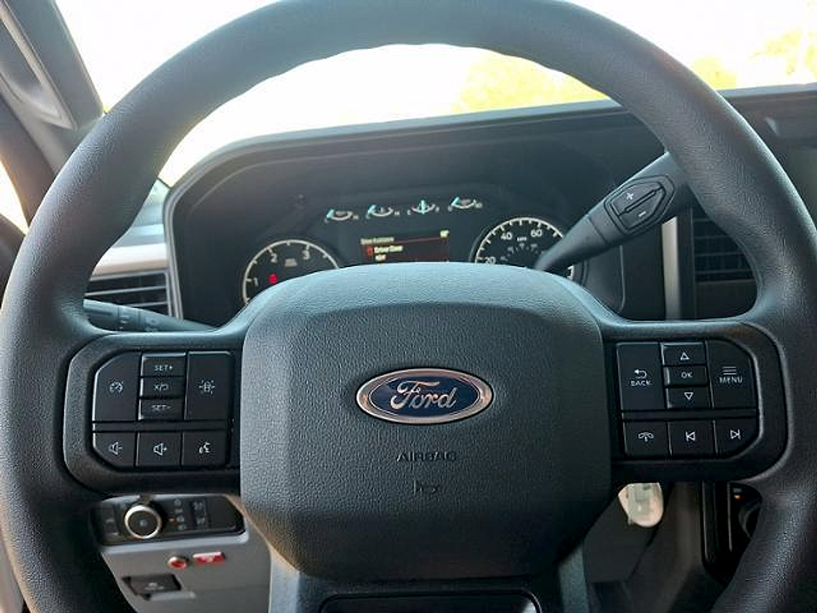 New 2026 Ford F550 4x4 Regular Cab Super Duty image 9