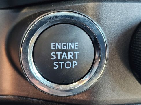 Used 2023 Toyota Tacoma TRD Off-Road image 27