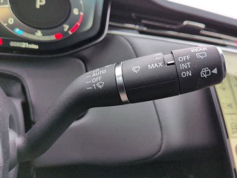 New 2025 Land Rover Range Rover Sport Dynamic SE image 27