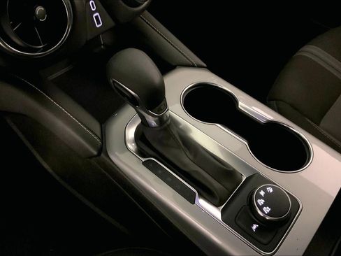 Used 2025 Chevrolet Blazer LT image 17