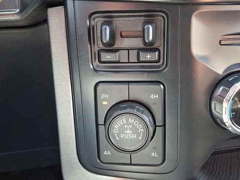 Used 2022 Ford F150 Platinum w/ Equipment Group 701A High image 25