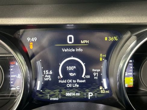 Used 2023 Jeep Wrangler Unlimited w/ Cold Weather Group image 18