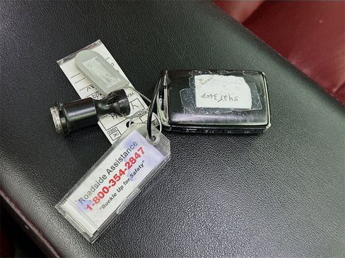 Used 2024 MAZDA MAZDA3 s image 35