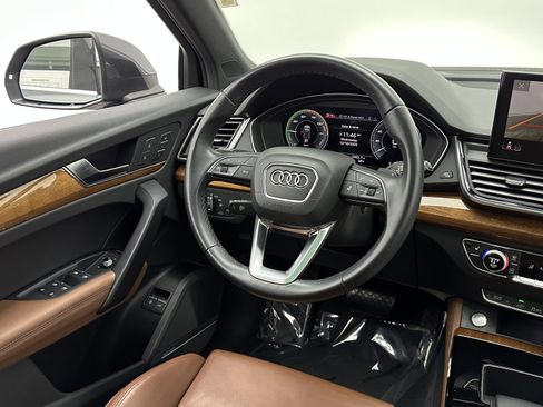 Used 2022 Audi Q5 e Premium Plus w/ Premium Plus Package image 27