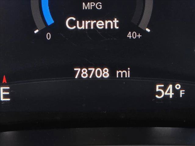 Used 2024 Chrysler Pacifica Touring-L FWD image 29
