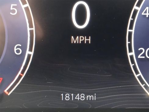 Certified 2023 Jeep Grand Cherokee L Limited w/ Trailer Tow Group (B) image 10