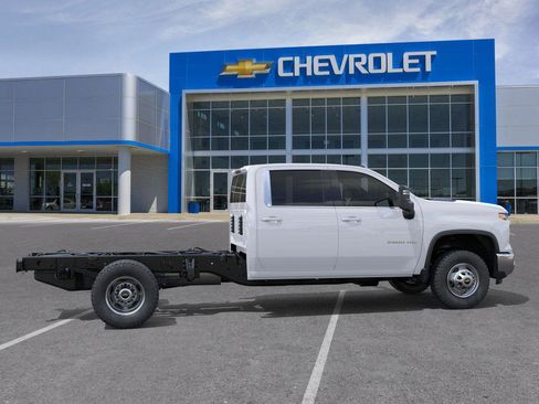 New 2026 Chevrolet Silverado 3500 W/T w/ WT Convenience Package image 5