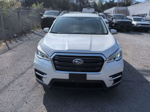 Used 2021 Subaru Ascent Premium w/ Convenience Package image 3