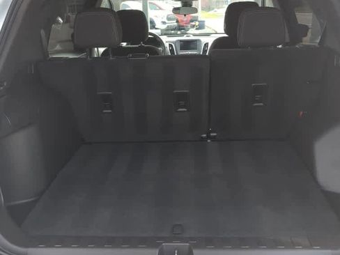 Used 2022 Chevrolet Equinox LS image 17