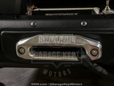 Used 2018 Jeep Wrangler Unlimited Sahara AWD/4WD image 33