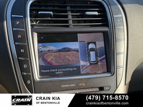 Used 2020 Lincoln Nautilus Reserve w/ Equipment Group 201A image 17