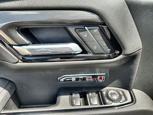 New 2026 GMC Sierra 1500 AT4 w/ AT4 Premium Package AWD/4WD image 22