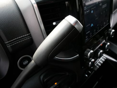 Used 2022 RAM 2500 Laramie image 24