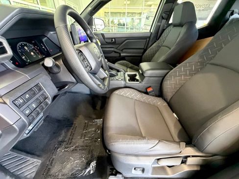 New 2026 Toyota Tacoma SR5 RWD image 17
