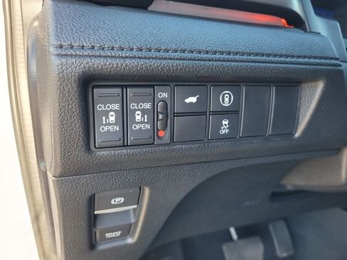 Used 2024 Honda Odyssey Sport image 26