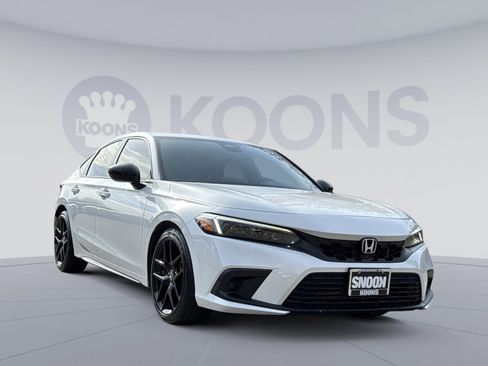 Used 2024 Honda Civic Sport image 10