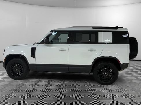 Used 2025 Land Rover Defender 110 S AWD/4WD image 2