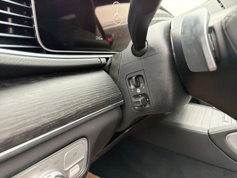 New 2026 Mercedes-Benz GLE 350 4MATIC image 17