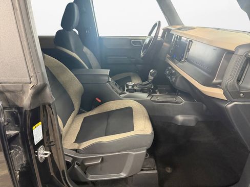 Used 2025 Ford Bronco Big Bend AWD/4WD image 9