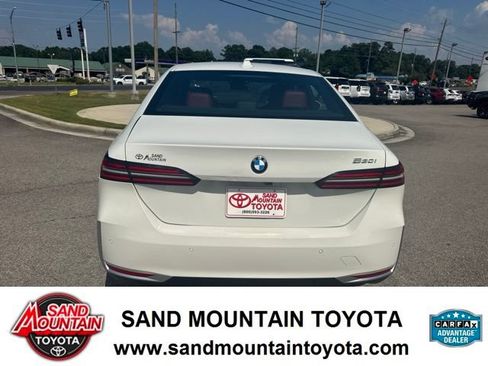 Used 2026 BMW 530i RWD image 4