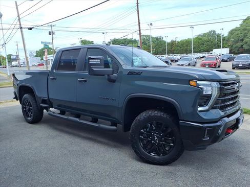 New 2026 Chevrolet Silverado 2500 LT w/ Trail Boss Package AWD/4WD image 2