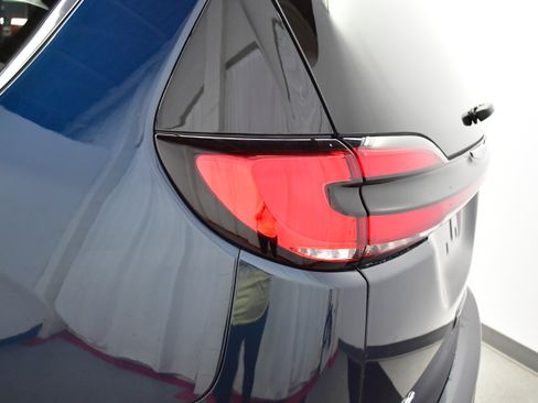 Used 2024 Chrysler Pacifica Limited FWD image 35