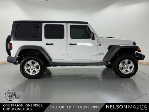 Used 2019 Jeep Wrangler Unlimited Sport S AWD/4WD image 5